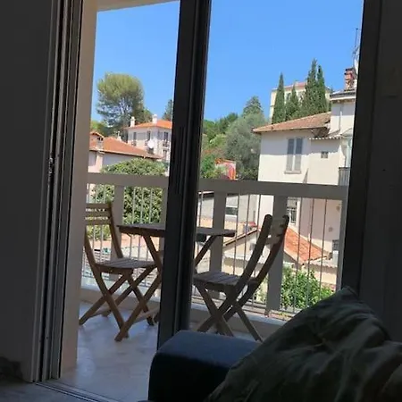 Lumineux Studio 20mins A Pieds De La Croisette *